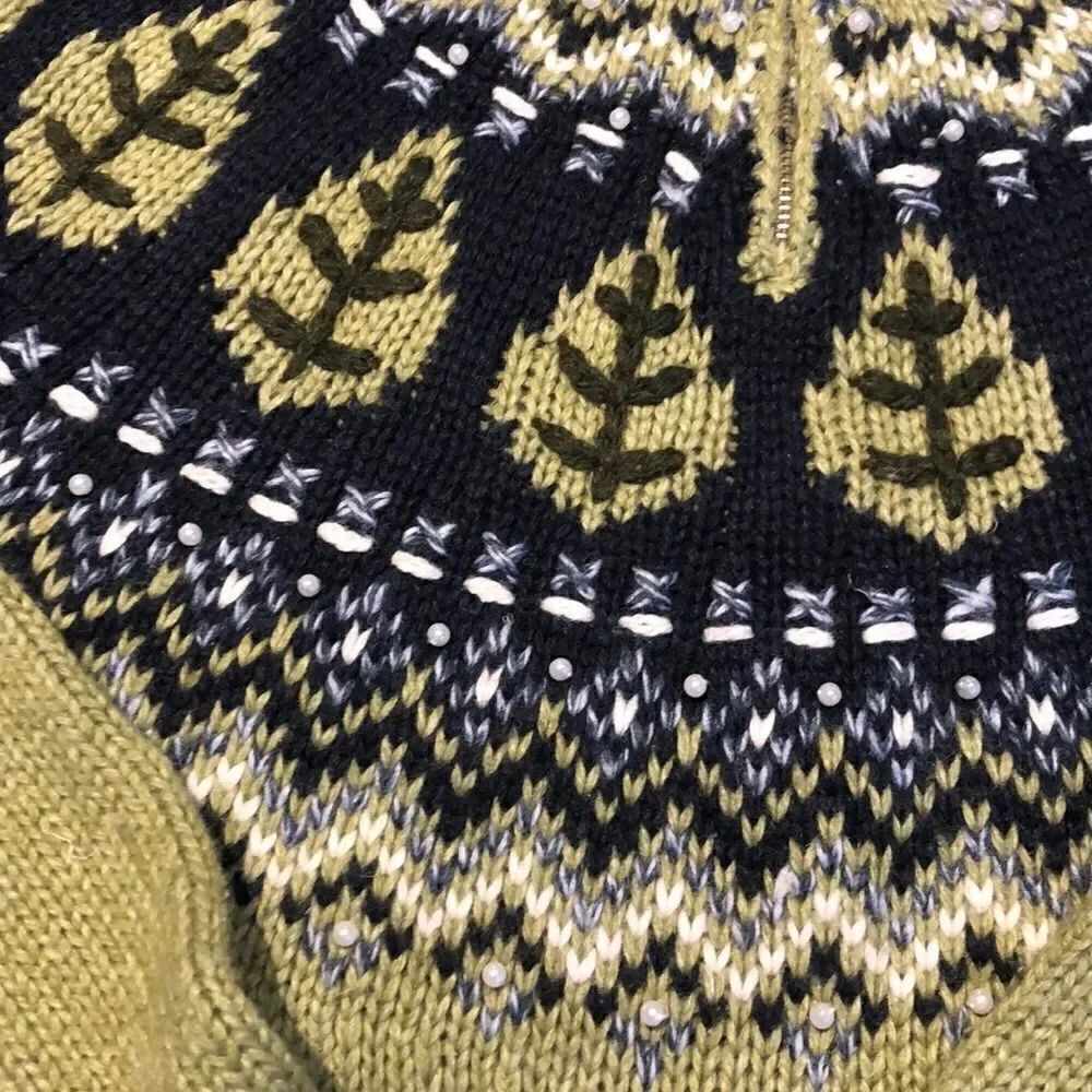 PBJ Sports Sample Sweater - Picture 2 of 6